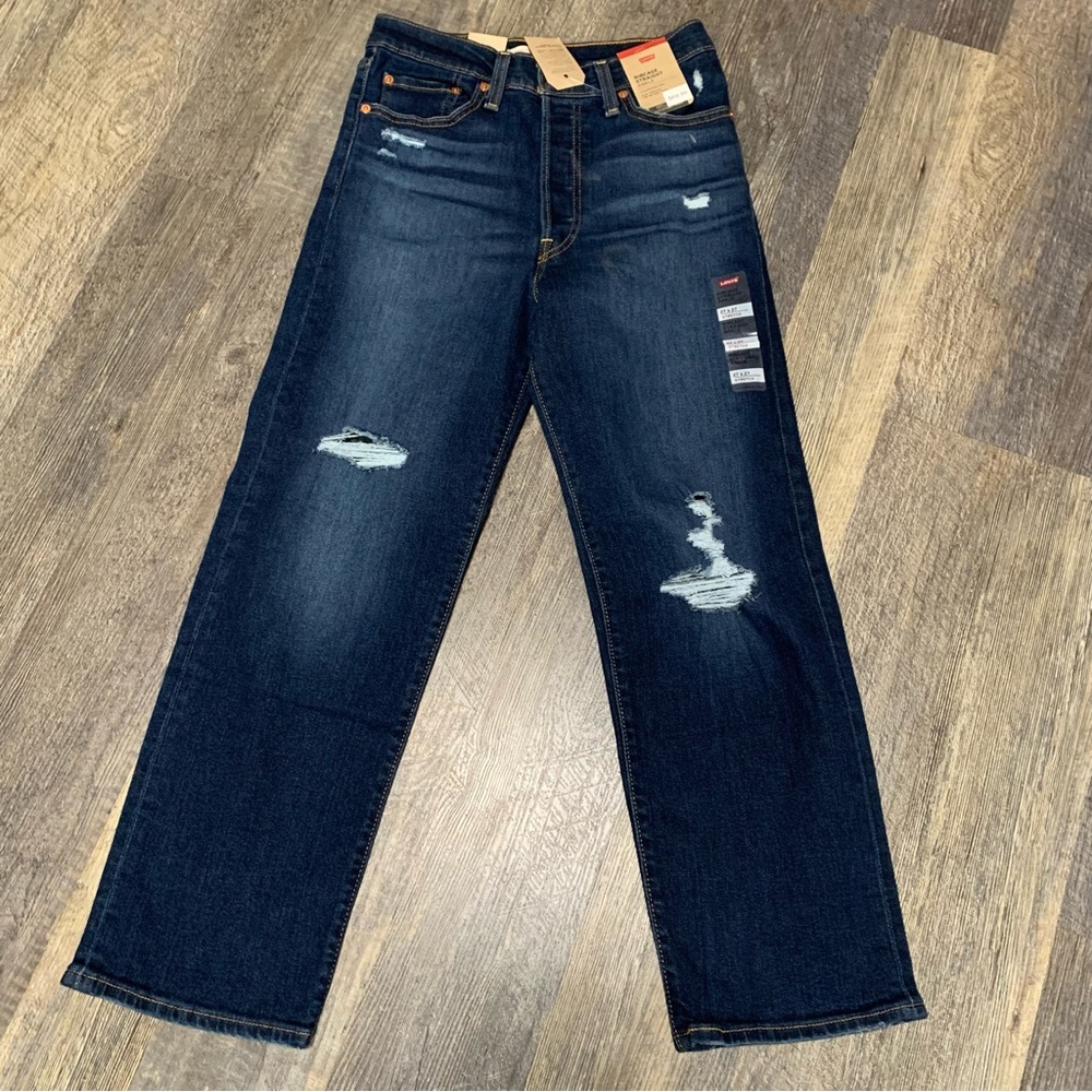Levi’s ribcage straight ankle jeans, high rise, distressed Size 27